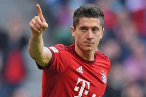 拜仁慕尼黑客场大胜柏林赫塔稳居积分榜首  