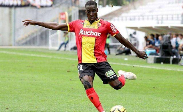  里尔新帅首秀带队逼平豪门  