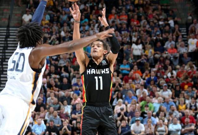  吹杨25+15难救主，老鹰遭公牛逆转  